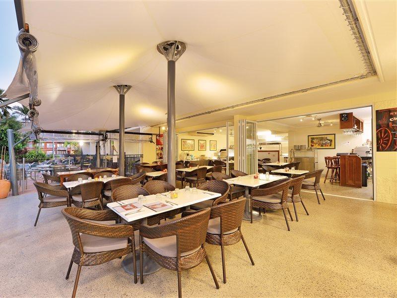 Cairns Queenslander Hotel & Apartments Kültér fotó