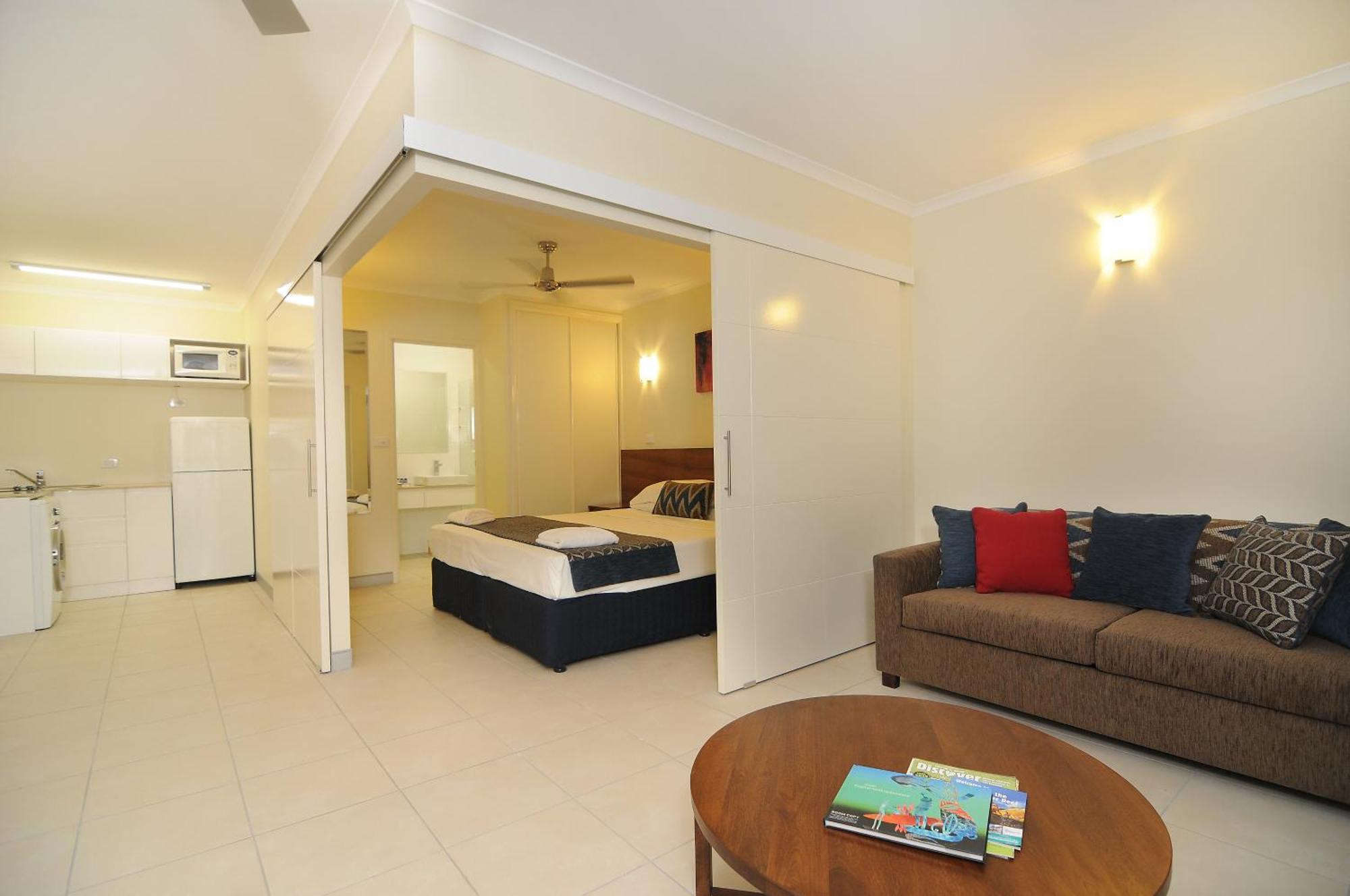 Cairns Queenslander Hotel & Apartments Kültér fotó